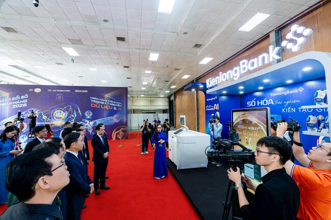 KienlongBank mang trải nghiệm ngân hàng thông minh đến sự kiện Chuyển đổi số ngành Ngân hàng 2026