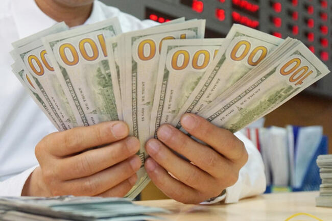Ngày 8/9: Tỷ giá trung tâm giảm 8 đồng