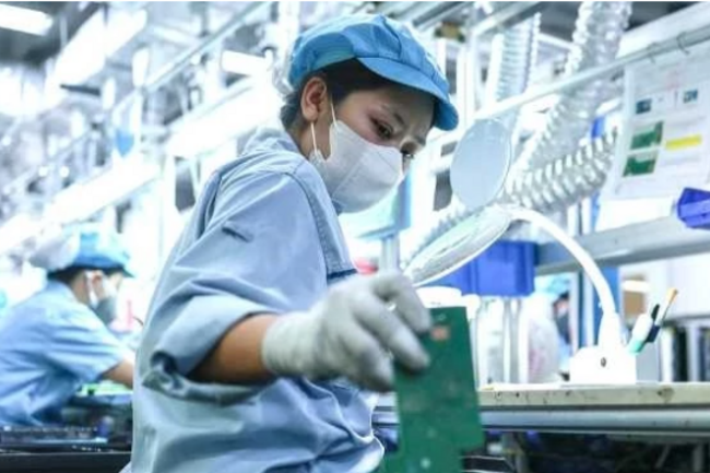 Thu hút vốn đầu tư nước ngoài gắn với chuyển giao công nghệ và phát triển doanh nghiệp Việt