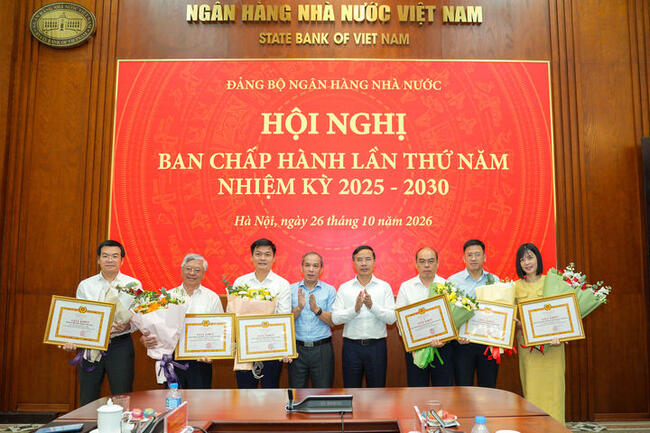 Đảng bộ Agribank được tặng Giấy khen về thành tích xuất sắc trong triển khai Cuộc thi chính luận bảo vệ nền tảng tư tưởng của Đảng năm 2026