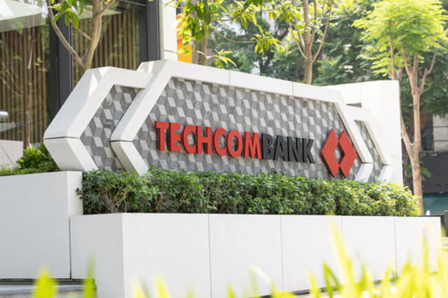Fitch Ratings nâng xếp hạng tín nhiệm Techcombank lên BB