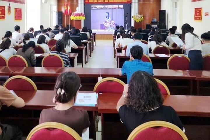 Ngành Thuế Thủ đô đồng hành cùng hộ kinh doanh hiểu đúng chính sách, chủ động tuân thủ