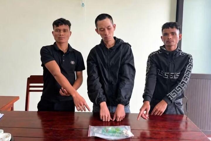 Khởi tố 4 đối tượng ở Gia Lai tổ chức bữa tiệc ma túy đá