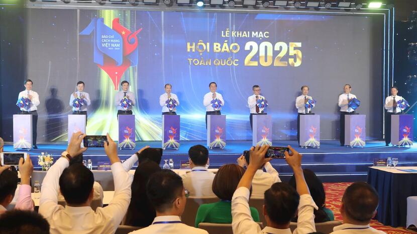 Khai mạc Hội Báo toàn quốc năm 2025: Lan tỏa giá trị truyền thống, thúc đẩy tư duy đổi mới