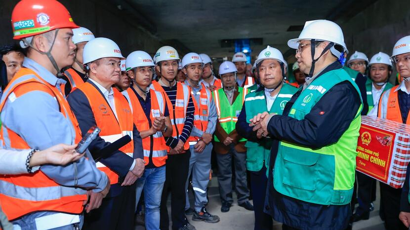 Phải xây dựng, hoàn thiện quy chuẩn, tiêu chuẩn đường sắt đô thị của Việt Nam, quy hoạch hướng tuyến với tầm nhìn trăm năm,