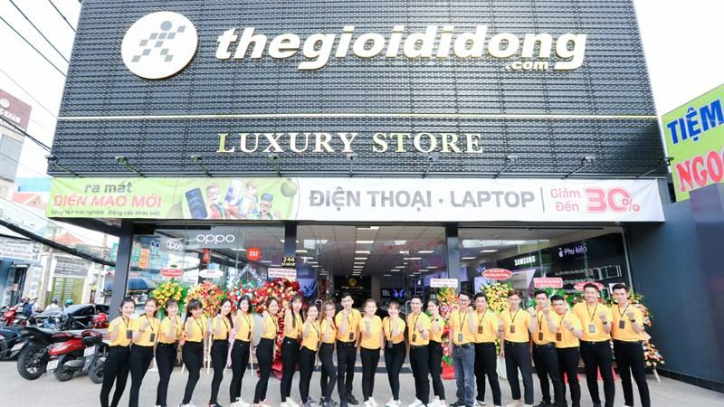 Toàn cảnh sự kiện khai trương Luxury Store của Thế Giới Di Động