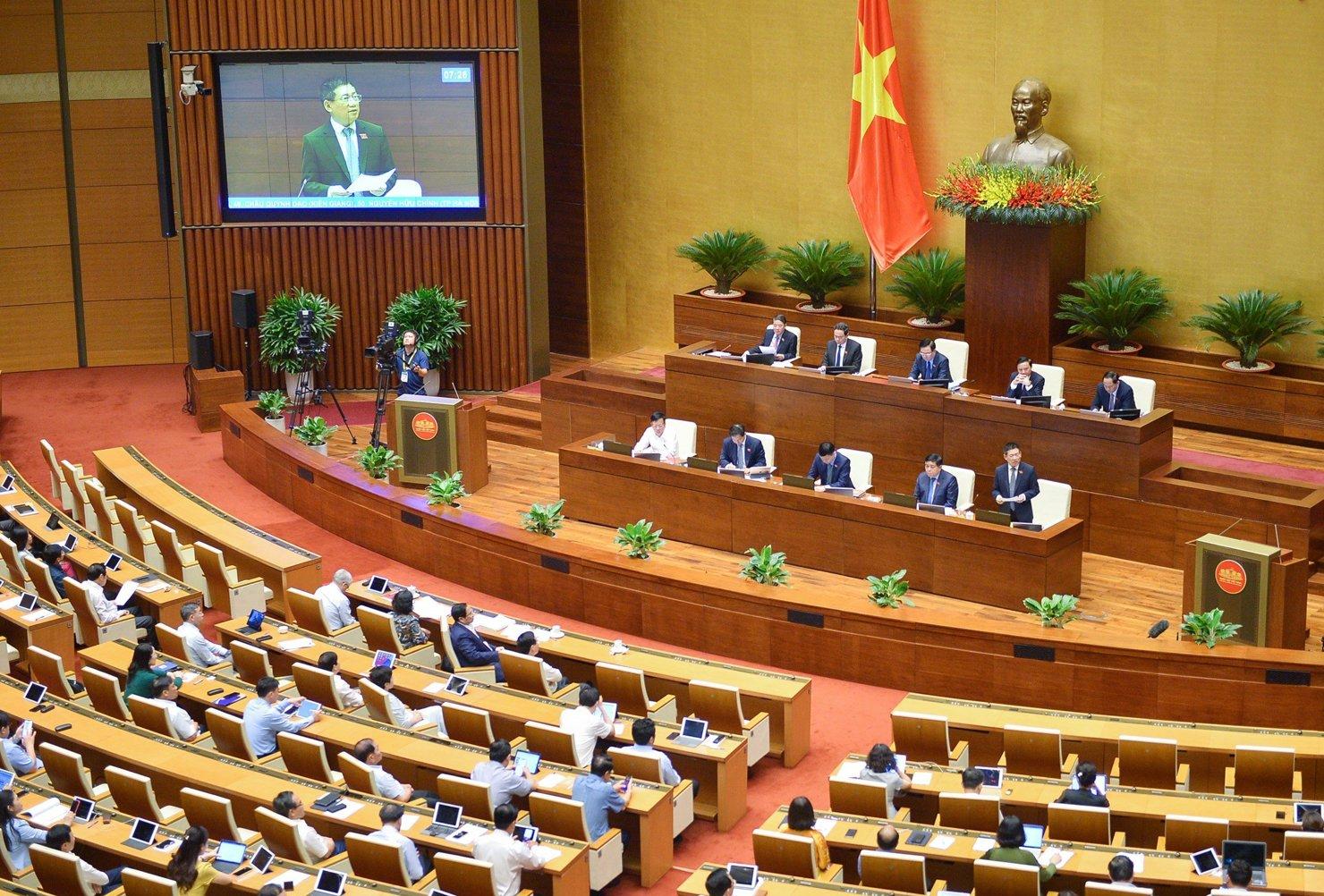 Quang cảnh phiên thảo luận sáng 1/6/2023.