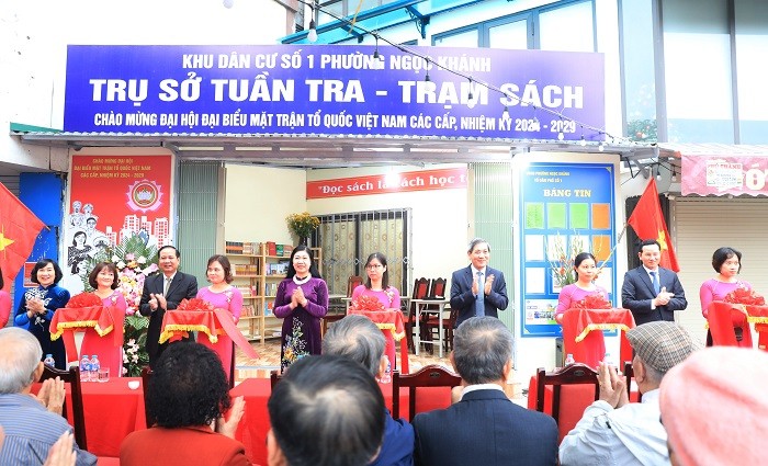 Khánh thành Trụ sở tuần tra và Trạm sách khu dân cư số 1