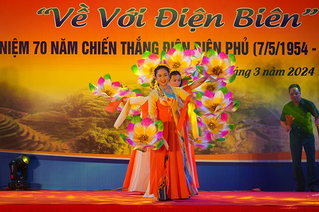 Các tiết mục biểu diễn tại Hội thi