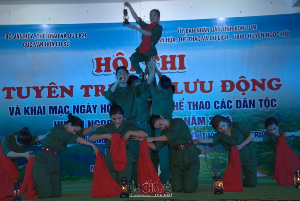 Khai mạc ngày hội văn hóa dân tộc gắn với hội thi tuyên truyền