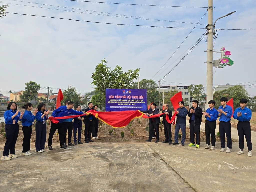 Khánh thành công trình thanh niên chào mừng Đại hội Đảng các cấp