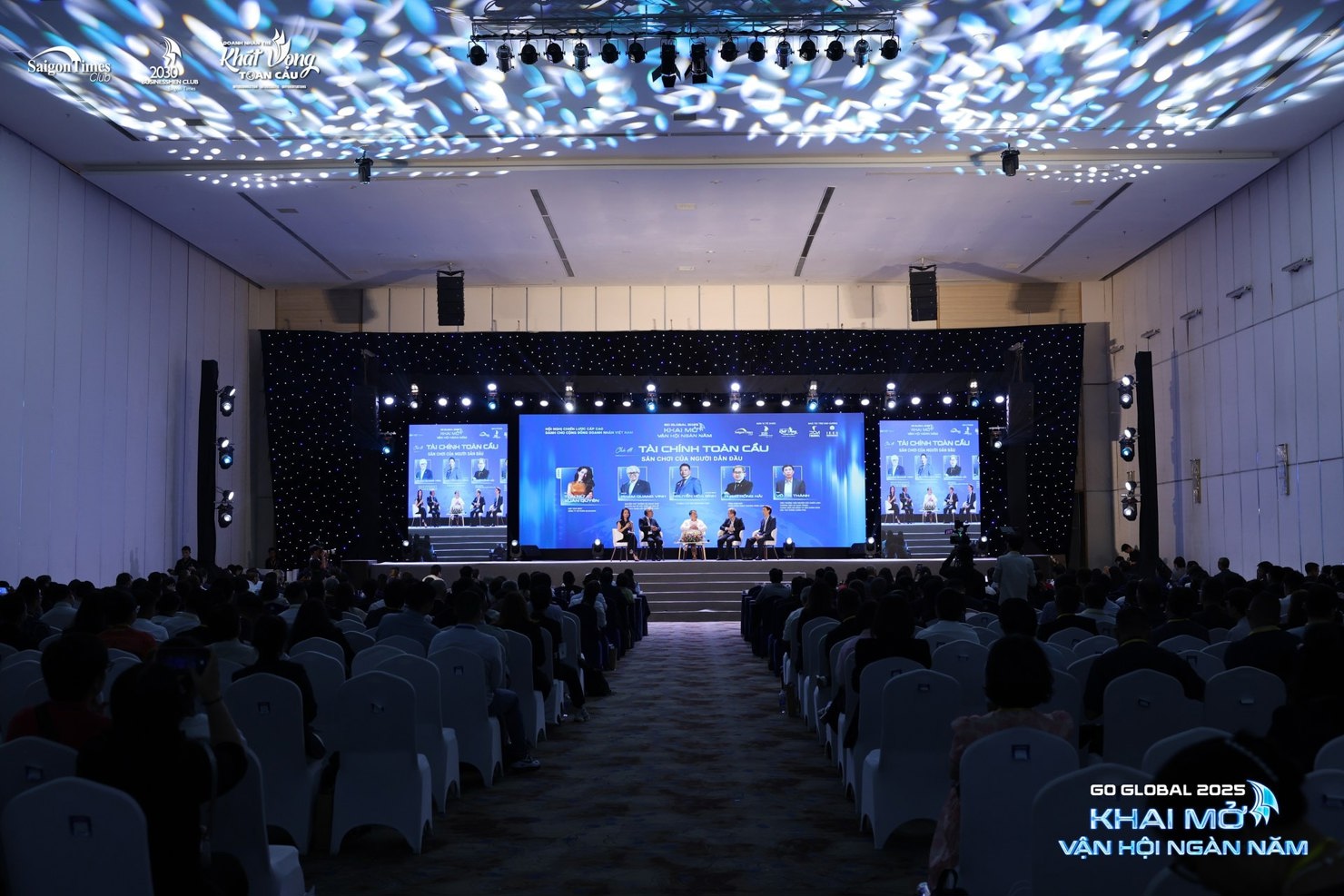 Go Global 2025 thu hút hơn 1.000 doanh nhân, nhà đầu tư, chuyên gia trong và ngoài nước.