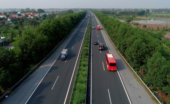 Nghị định số 90/2023/NĐ-CP về thu phí sử dụng đường bộ đã góp phần nâng cao hiệu quả quản lý, tăng thu ngân sách và đảm bảo kinh phí duy tu, bảo trì hệ thống giao thông.