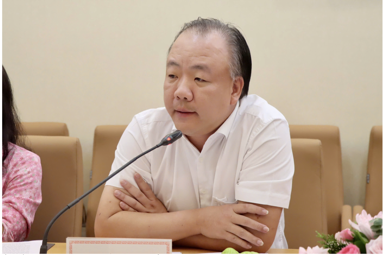 Ông Trần Hữu Linh - Cục trưởng Cục Quản lý và Phát triển thị trường trong nước, Phó Trưởng ban Thường trực Ban Chỉ đạo 389 Bộ Công Thương nêu khó khăn, vướng mắc trong công tác chống buôn lậu, gian lận thương mại và hàng giả.