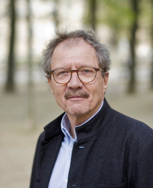 Ông Patrick CRIQUI - Giám đốc nghiên cứu danh dự tại Trung tâm nghiên cứu khoa học quốc gia Pháp (CNRS).
