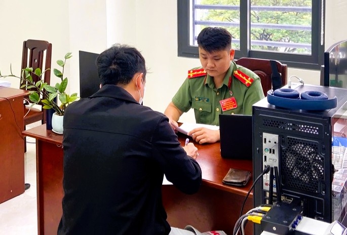 Xử phạt 3 cá nhân ở Đà Nẵng đăng thông tin sai sự thật, xúc phạm lực lượng công an trên mạng xã hội. Ảnh: CACC