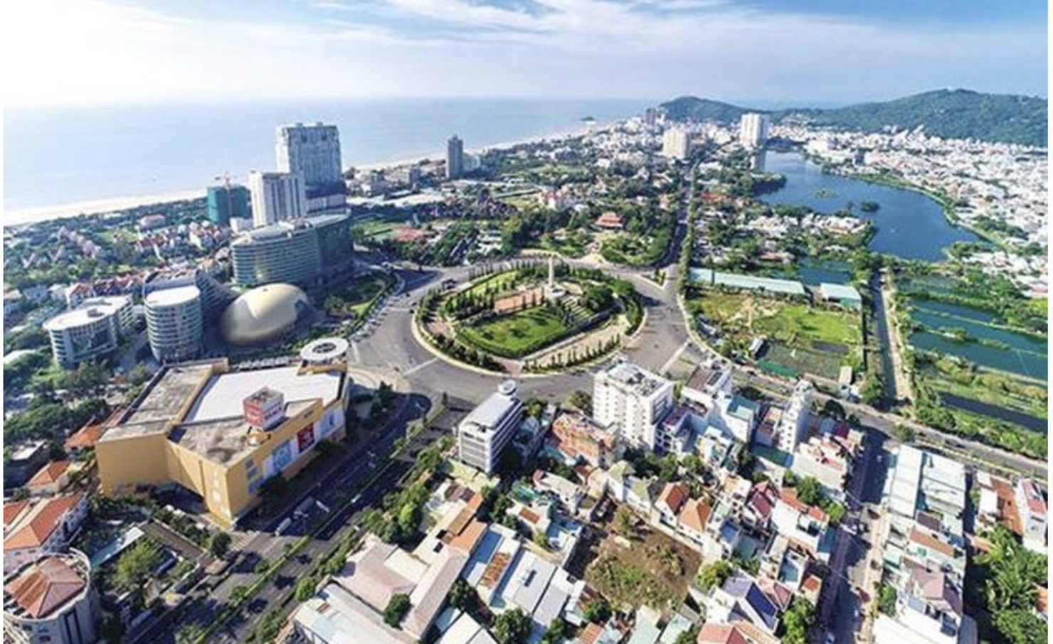 Thủ tướng Chính phủ yêu cầu tăng cường quản lý, sử dụng, xử lý nhà, đất, đặc biệt là nhà, đất của doanh nghiệp nhà nước đúng mục đích, hiệu quả, tránh thất thoát, lãng phí. Ảnh: VGP