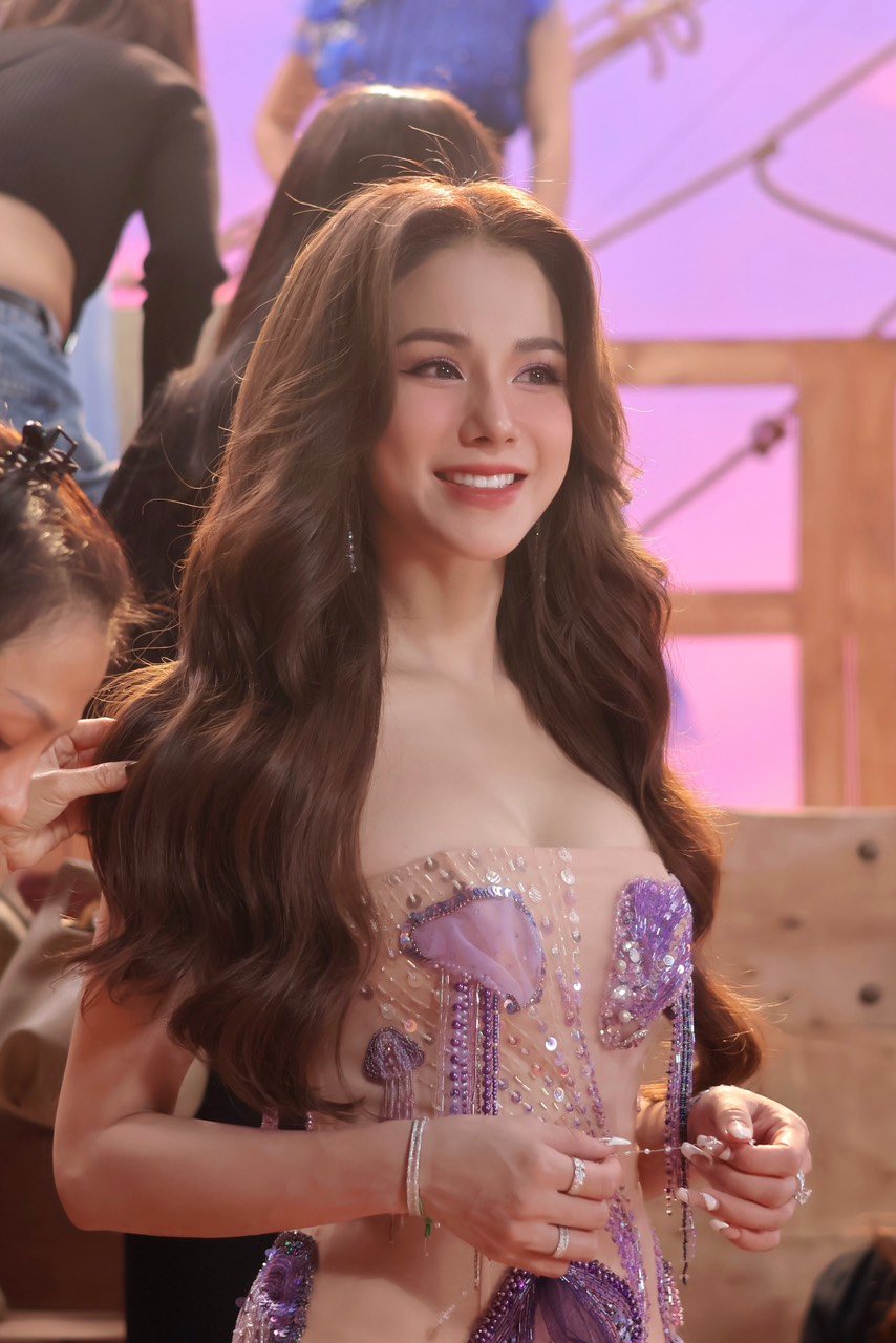 Diệp Lâm Anh tham gia “Chị đẹp đạp gió rẽ sóng” mùa 1. Ảnh: Nhà sản xuất