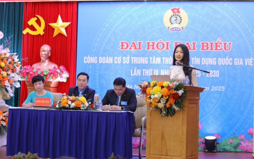 Đồng chí Nguyễn Khánh Chi, Phó Chủ tịch Thường trực Công đoàn Ngân hàng Việt Nam phát biểu chỉ đạo tại Đại hội Đại hội Công đoàn cơ sở CIC nhiệm kỳ 2025–2030: Tăng cường đổi mới, đồng hành cùng người lao động