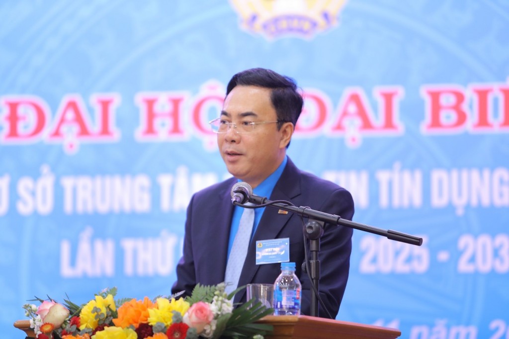 Đồng chí Lê Anh Tuấn, Phó Tổng Giám đốc – Chủ tịch Công đoàn CIC phát biểu khai mạc Đại hội Đại hội Công đoàn cơ sở CIC nhiệm kỳ 2025–2030: Tăng cường đổi mới, đồng hành cùng người lao động