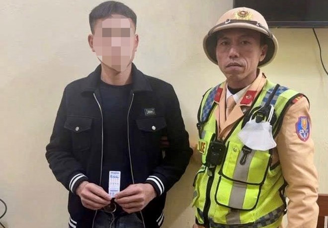 Thanh niên điều khiển xe máy dương tính với ma túy