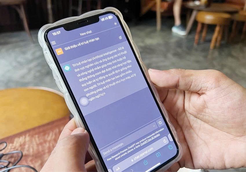 Công nghệ AI ngày càng được người Việt quan tâm, tìm kiếm