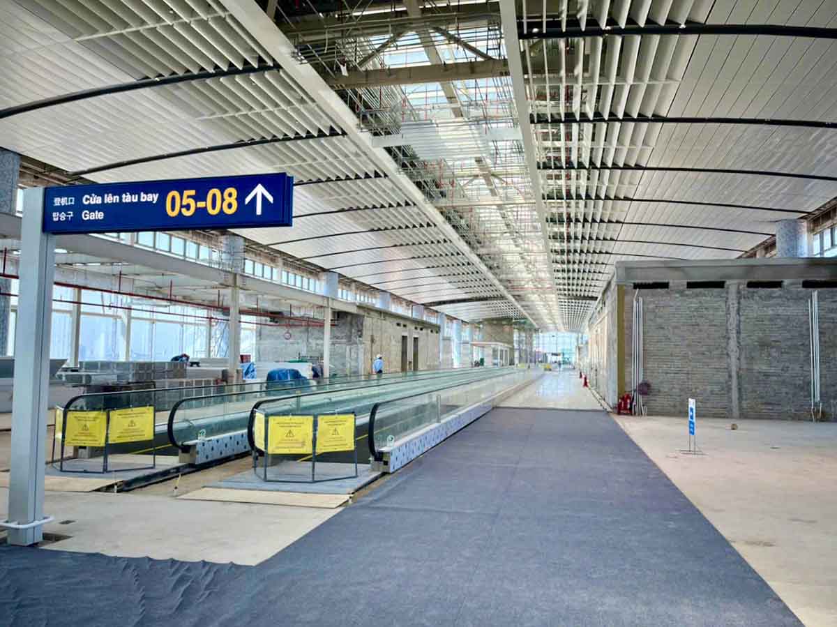 Khu vực cửa lên tàu bay. Ảnh: HAC