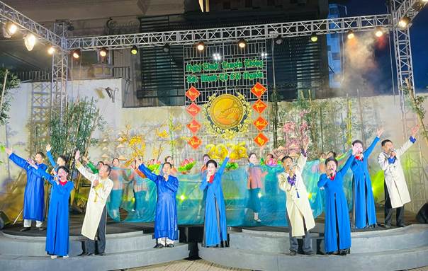 Một tiết mục tại chương trình. Ảnh: Ngọc Anh