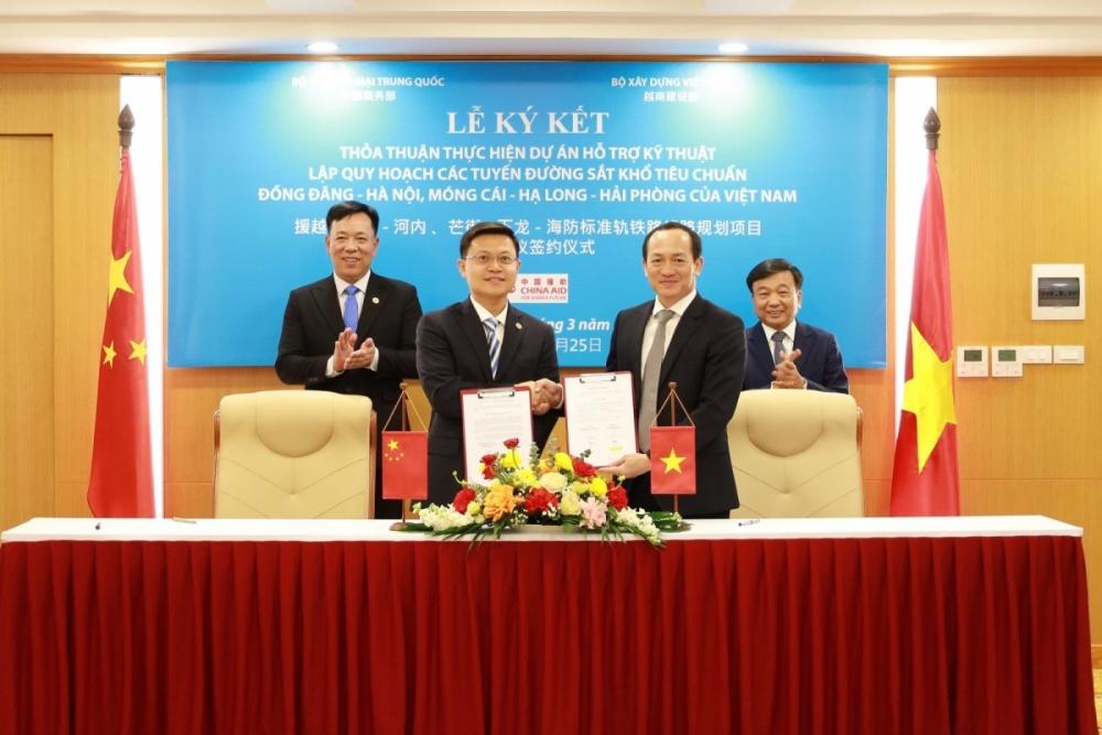 Việt Nam - Trung Quốc ký kết thỏa thuận thực hiện dự án hỗ trợ lập quy hoạch tuyến 2 đường sắt quan trọng Việt Nam - Trung Quốc ký kết thỏa thuận thực hiện dự án hỗ trợ lập quy hoạch tuyến 2 đường sắt quan trọng