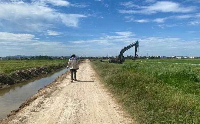 Dự án đường 55 tỉ đồng tại Nghệ An thi công cầm chừng, nhà thầu nói bị đội vốn 30 tỉ