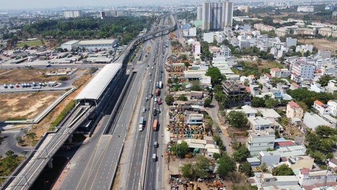 Bồi thường, giải phóng mặt bằng 150 trường hợp để mở rộng Xa lộ Hà Nội