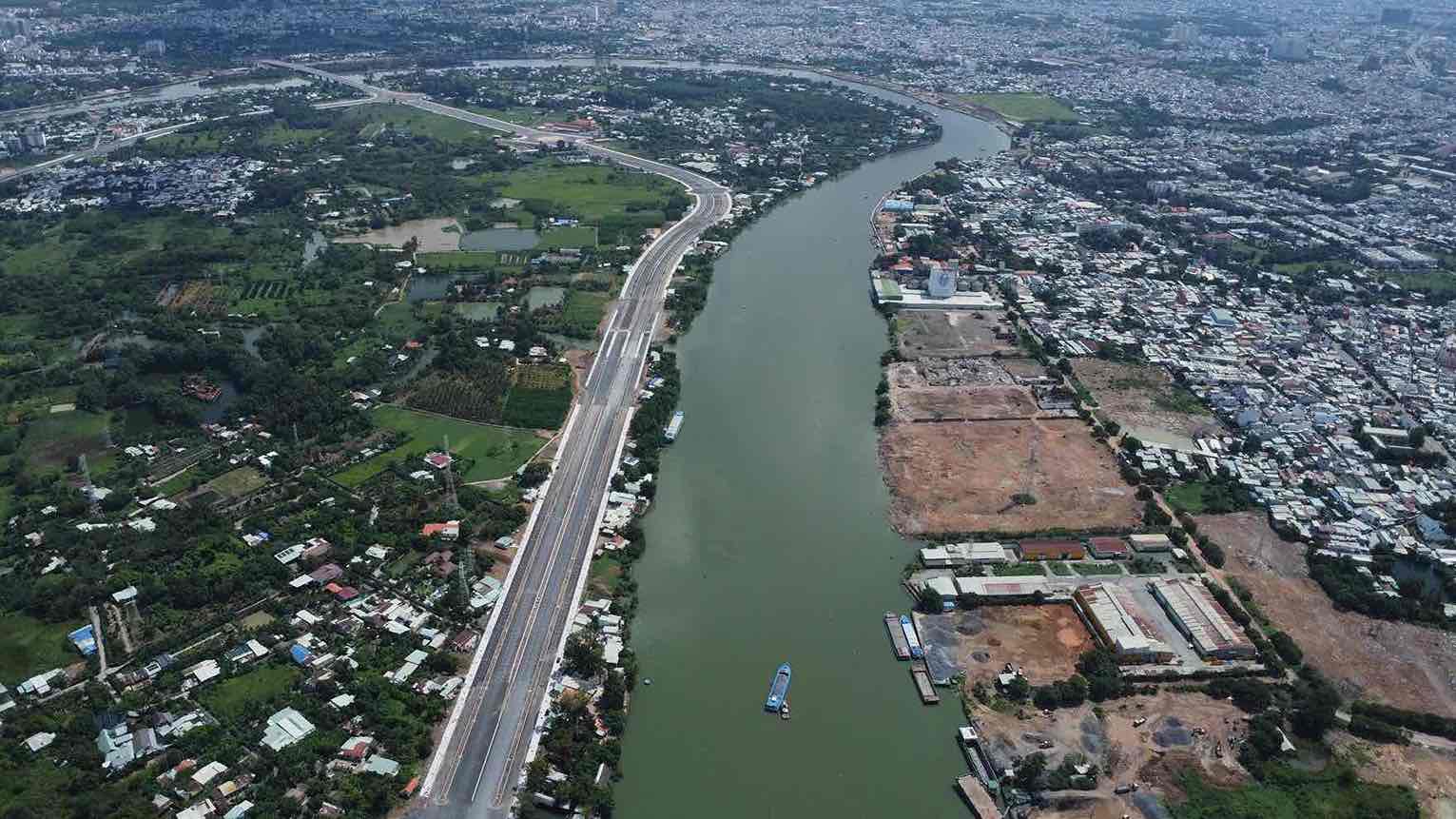 Khu đất có vị trí đắc địa giáp sông Đồng Nai, khu đô thị trung tâm của Đồng Nai đang trong quá trình phát triển mạnh. Ảnh: HAC