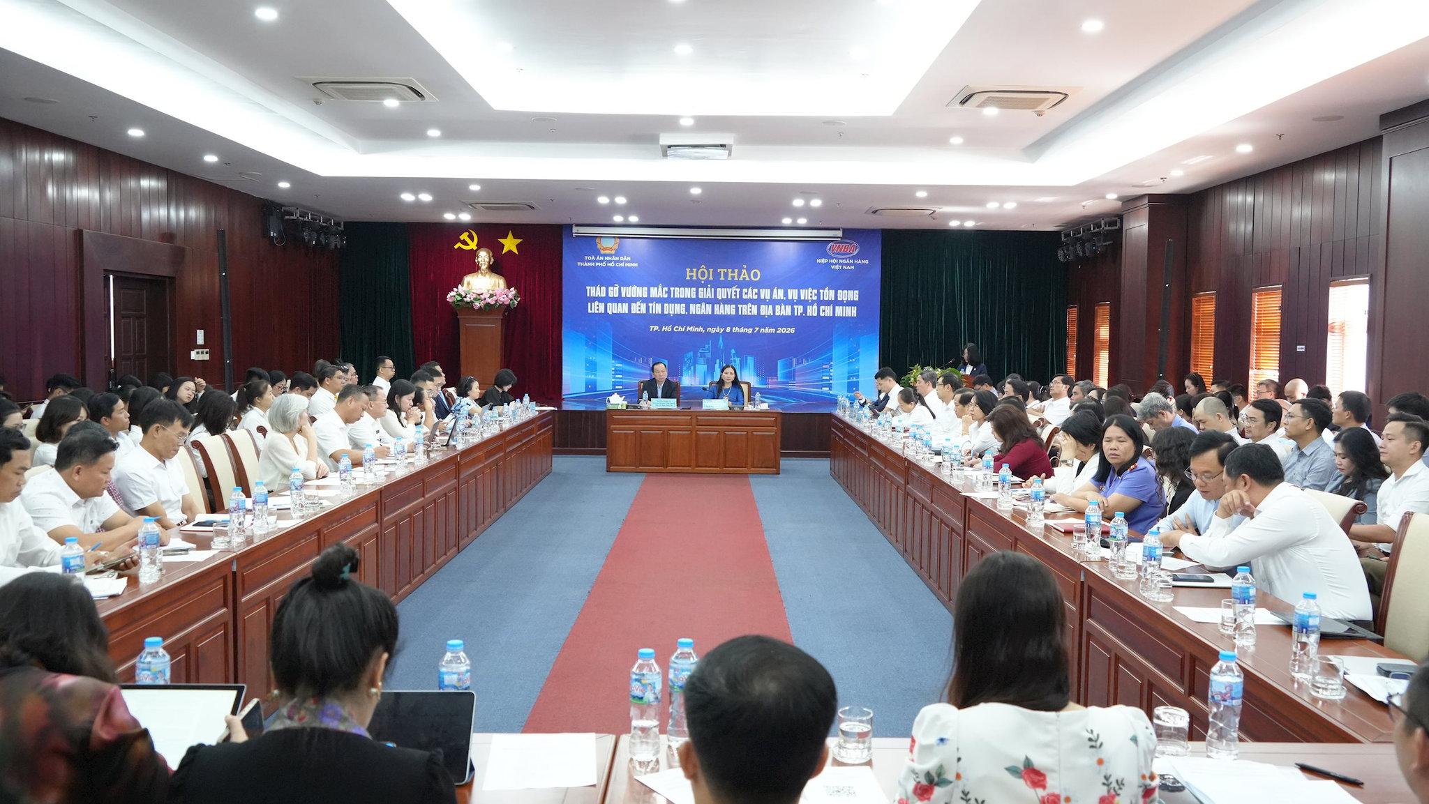 toan-canh-2.jpg