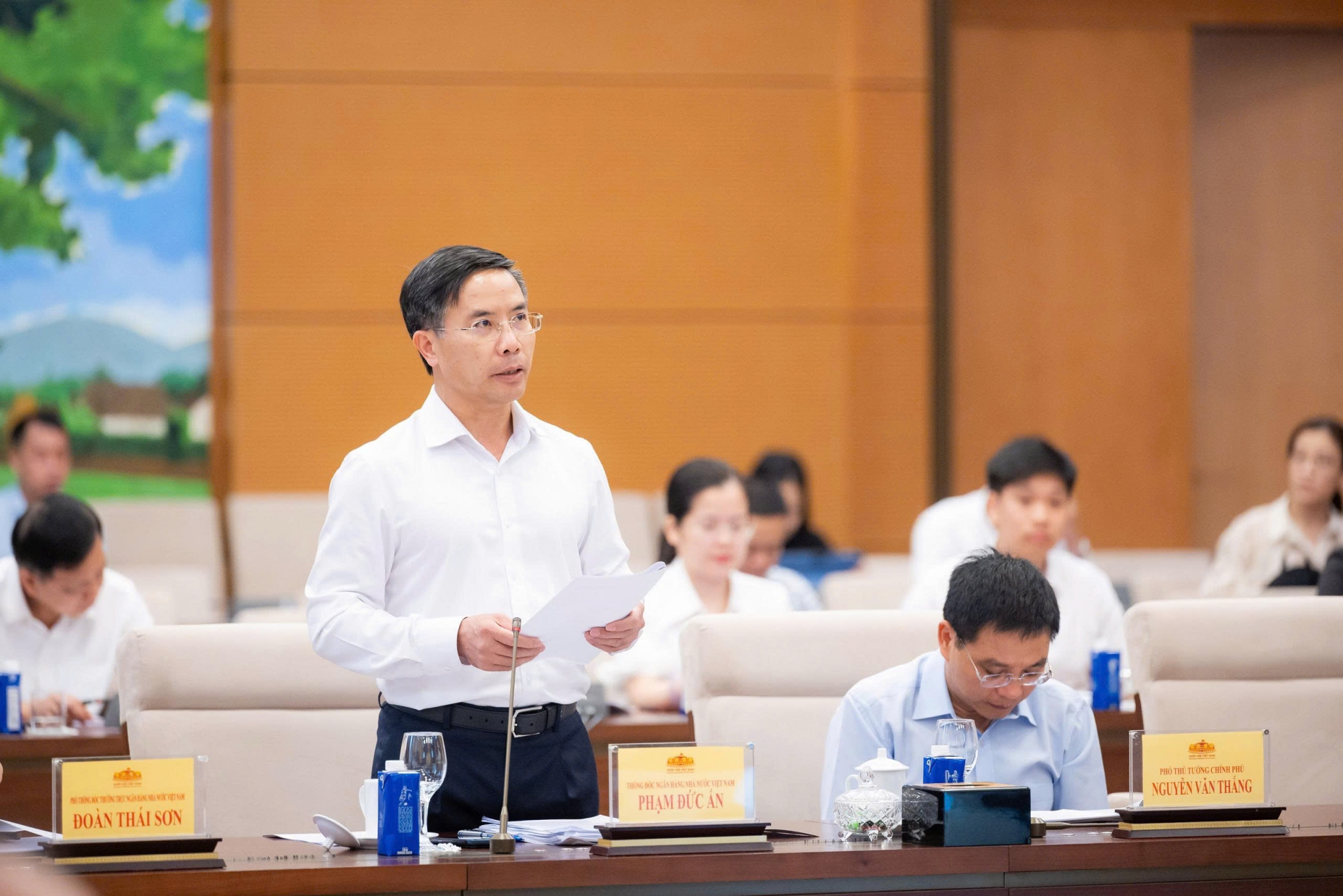 ngân hàng