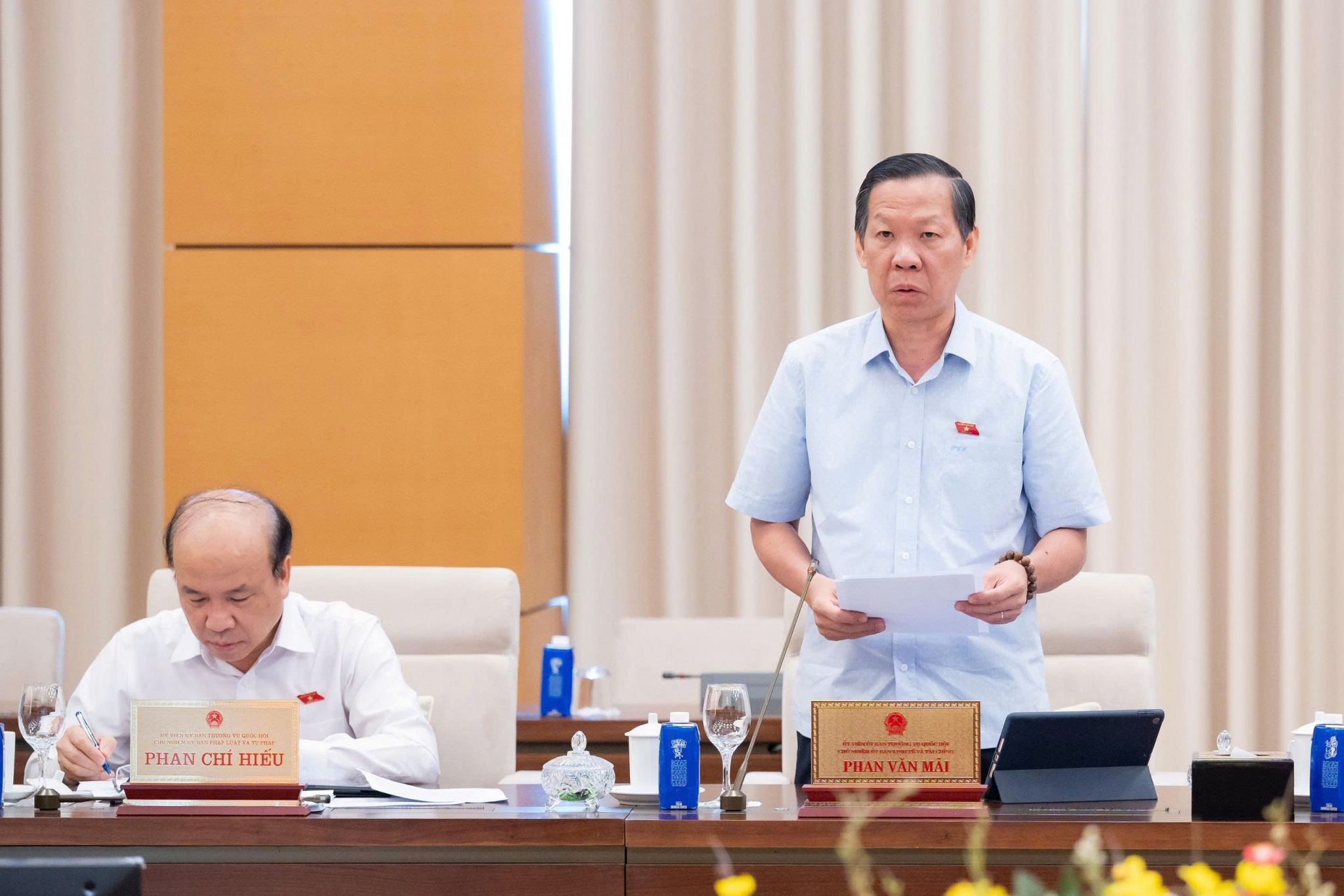 ngân hàng