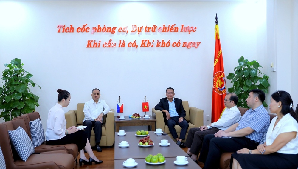 Cục trưởng Cục Dự trữ Nhà nước tiếp Đại sứ Philippines tại Việt Nam Cục trưởng Cục Dự trữ Nhà nước tiếp Đại sứ Philippines tại Việt Nam