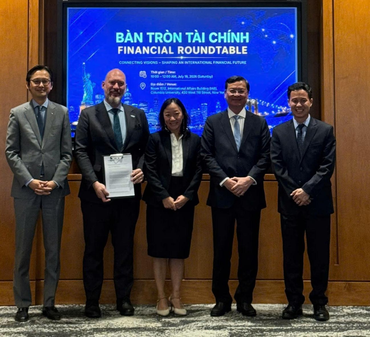 200 nhà đầu tư, tổ chức tài chính kết nối cơ hội đầu tư xanh tại Việt Nam 200 nhà đầu tư, tổ chức tài chính kết nối cơ hội đầu tư xanh tại Việt Nam