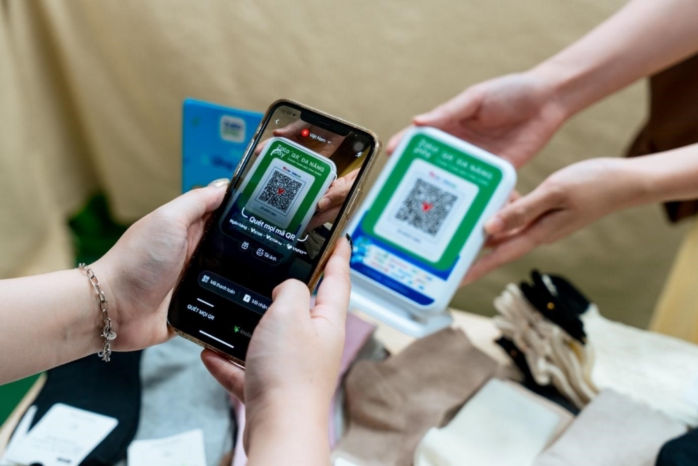 Ứng dụng Zalopay thường xuyên giữ vững vị trí top đầu danh mục Tài chính trên App Store và CH Play Việt Nam.