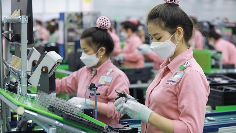 Thiết bị điện tử, điện thoại và linh kiện là một trong những mặt hàng xuất khẩu chủ lực của Việt Nam sang Ấn Độ. Thiết bị điện tử, điện thoại và linh kiện là một trong những mặt hàng xuất khẩu chủ lực của Việt Nam sang Ấn Độ.