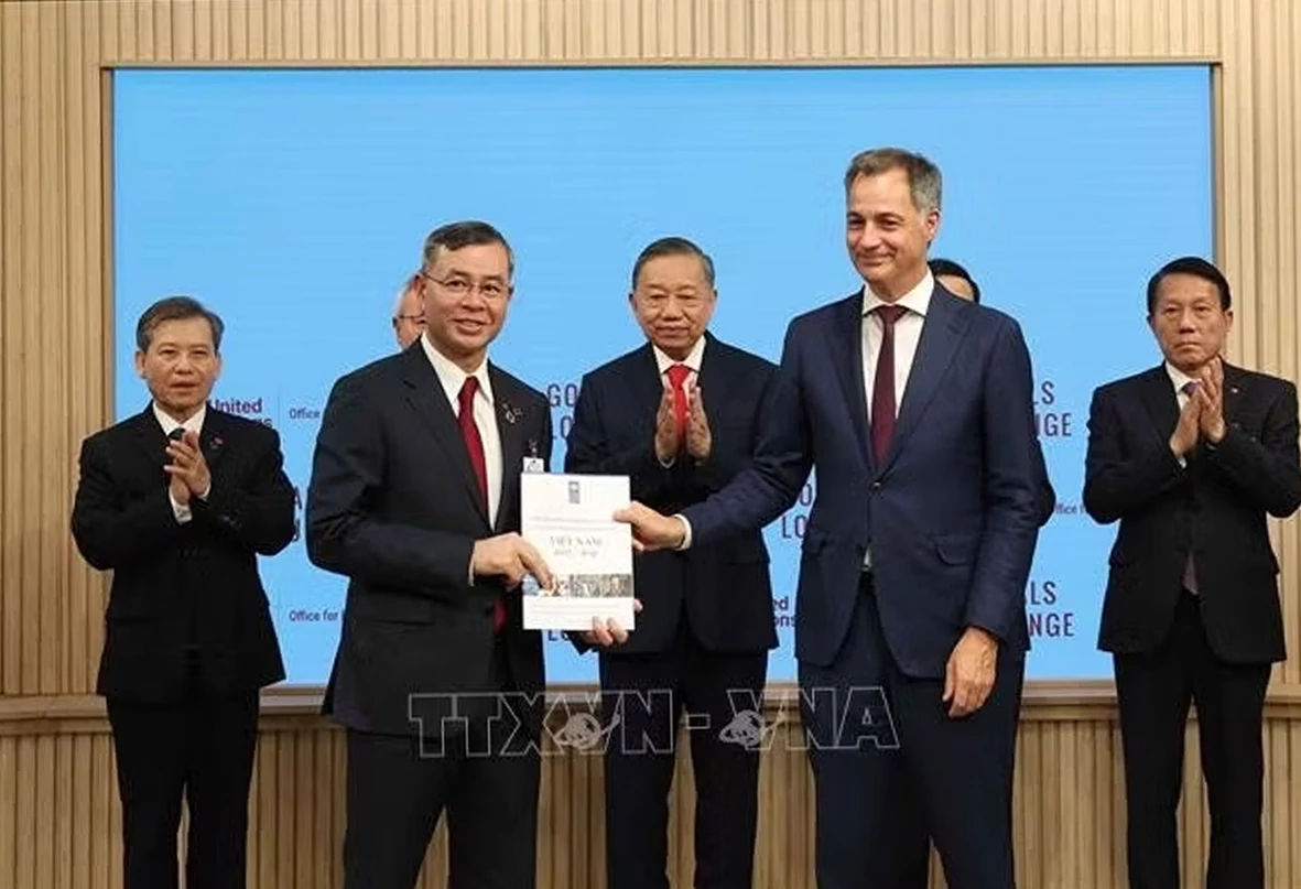 Bộ trưởng Bộ Tài chính tiếp nhận 3 Chương trình hợp tác quốc gia Việt Nam với UNDP, UNICEF và UNFPA Bộ trưởng Bộ Tài chính tiếp nhận 3 Chương trình hợp tác quốc gia Việt Nam với UNDP, UNICEF và UNFPA