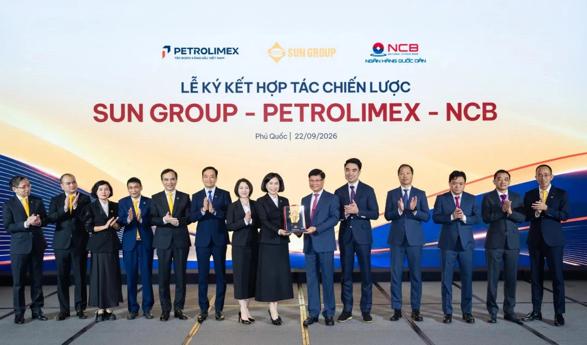 Tài chính doanh nghiệp 24/7: VinSpeed ký hợp đồng 1 tỷ euro, Petrolimex và Sun Group mở rộng hợp tác chiến lược Tài chính doanh nghiệp 24/7: VinSpeed ký hợp đồng 1 tỷ euro, Petrolimex và Sun Group mở rộng hợp tác chiến lược