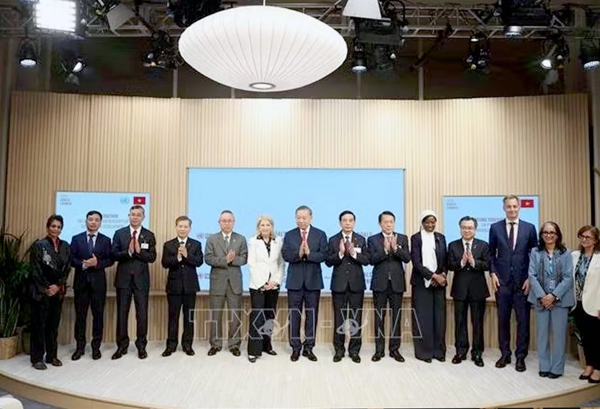 Bộ trưởng Bộ Tài chính tiếp nhận 3 Chương trình hợp tác quốc gia Việt Nam với UNDP, UNICEF và UNFPA Bộ trưởng Bộ Tài chính tiếp nhận 3 Chương trình hợp tác quốc gia Việt Nam với UNDP, UNICEF và UNFPA