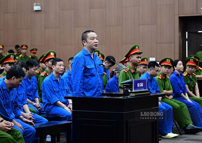 Thùng các-tông chứa tiền tỉ của cựu Viện trưởng Viện pháp y Tâm thần Trung ương