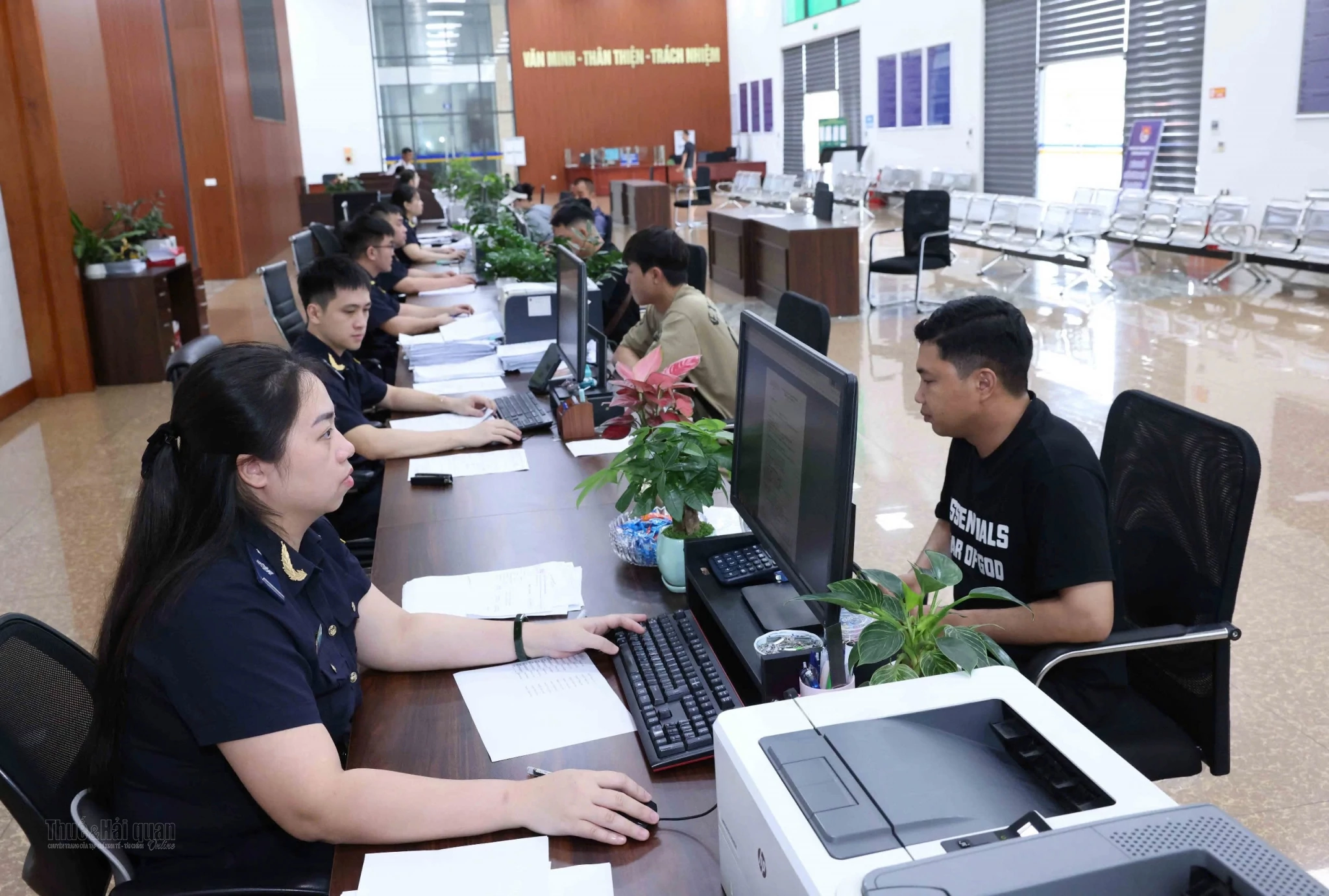 Bộ Tài chính đẩy nhanh xử lý, công khai kết quả giải quyết kiến nghị của doanh nghiệp