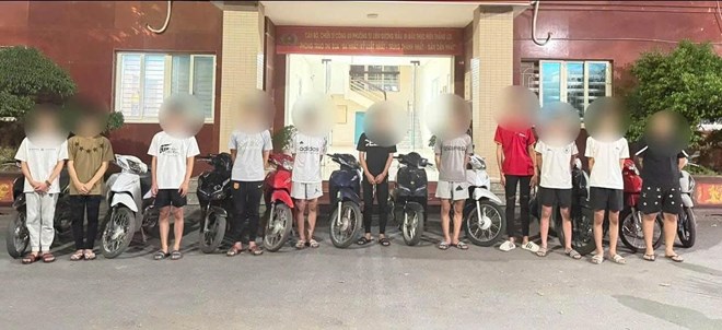 Vụ lạng lách, đánh võng tại khu vực SVĐ Mỹ Đình: Triệu tập thêm 17 đối tượng