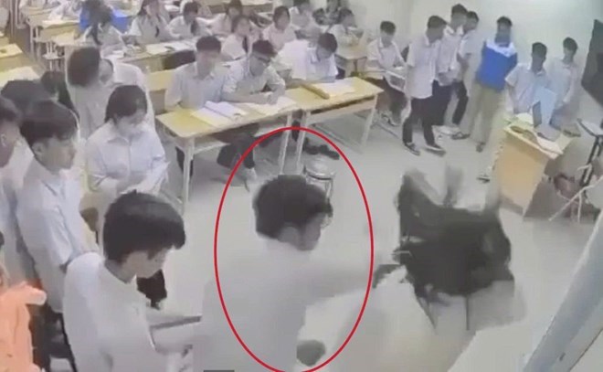 Tin tức Hà Nội 24h: Khởi tố nam sinh đánh giáo viên chủ nhiệm